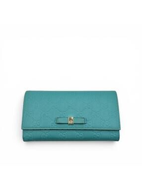Gucci GG Embossed Continental Wallet – Turquoise